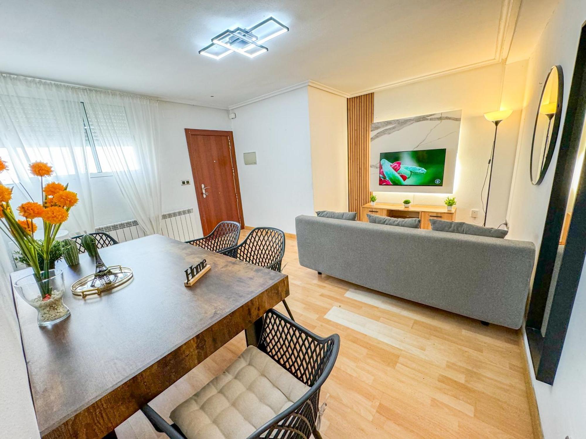 El Angel Del Pilar Turistea Apartman Zaragoza Kültér fotó